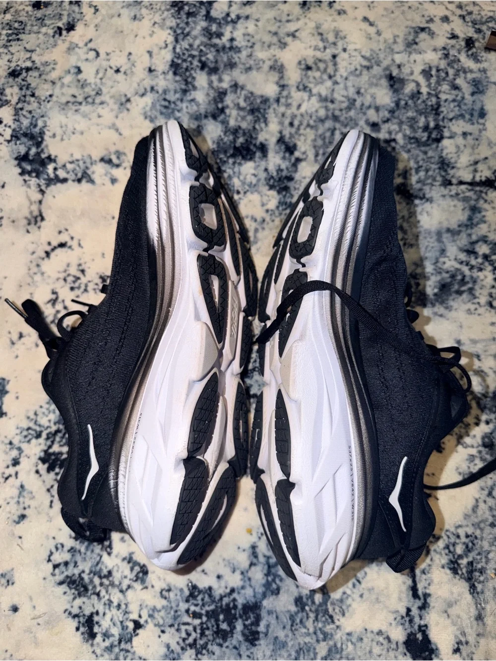 HOKA Bondi 8 Wide‎ Running Shoes Black/White Men’s Size 8 2E Extra Wide